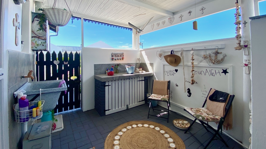 3 Bedroom Property for Sale in Atlantic Shores Beachfront Estate Western Cape